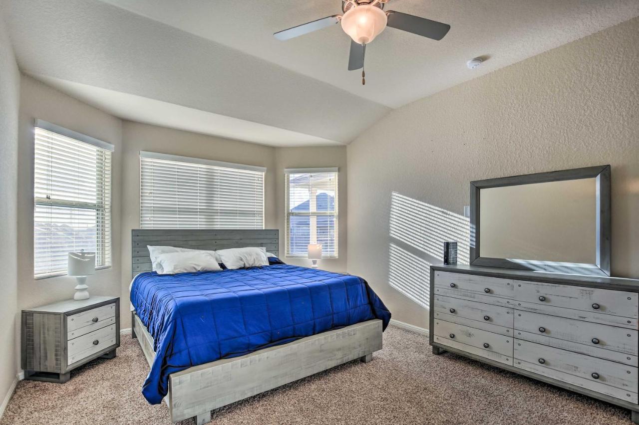 San Antonio Home With Yard About 8 Mi To Lackland! Exterior photo